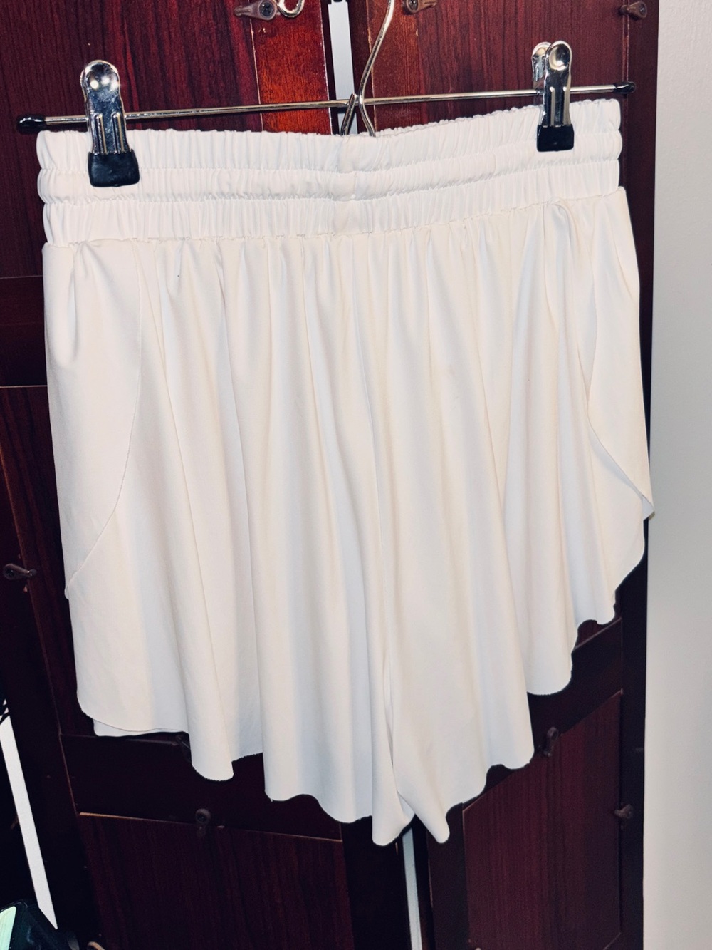 Women's White Elastic-Waist Pull-On Skort with Drawstring